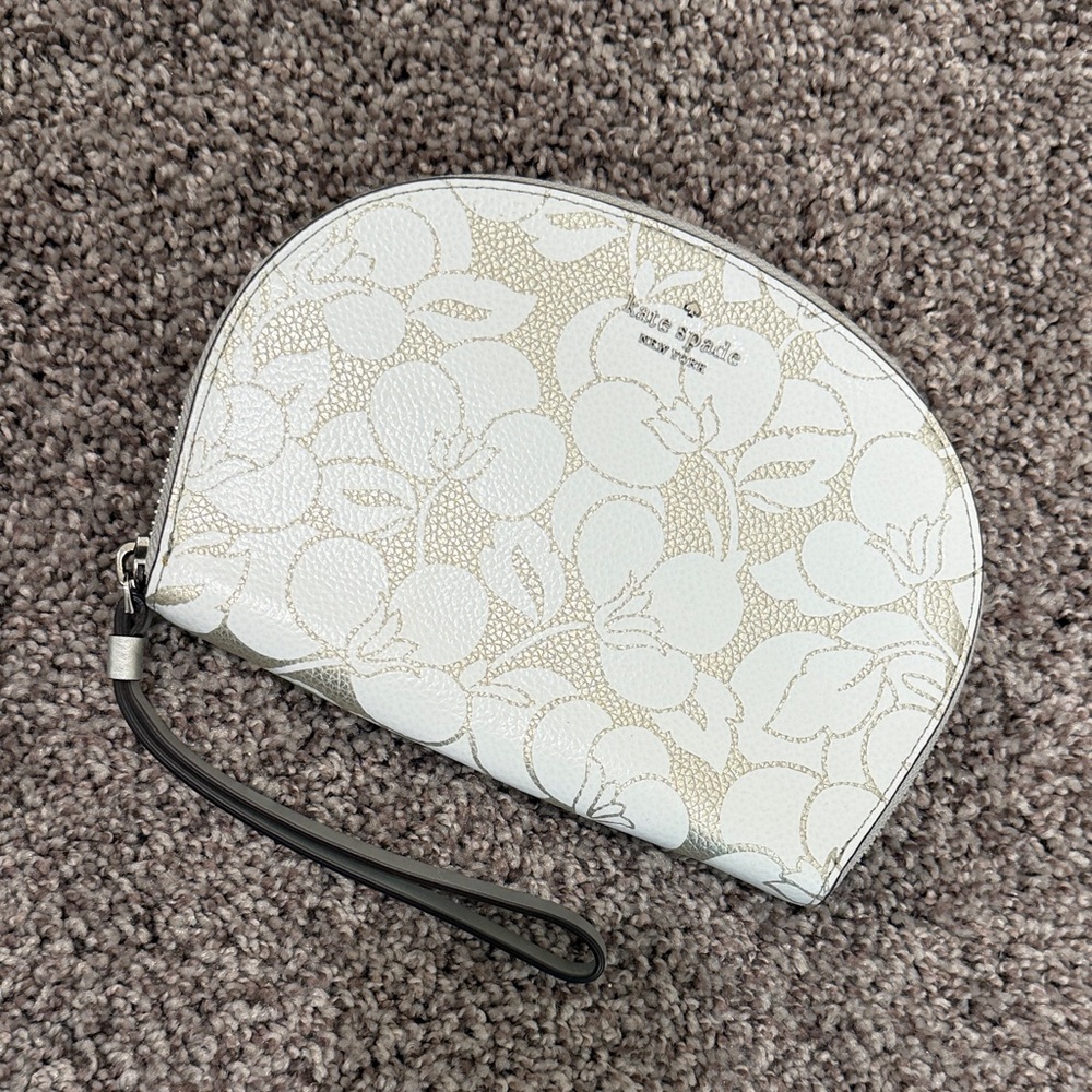 kate spade White and Gold Floral Wristlet Clutch